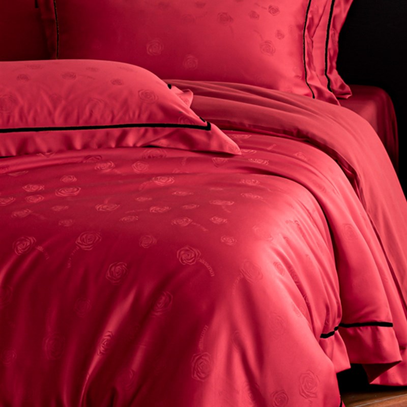 时尚精致的玫瑰提花红色喜庆婚礼嫁妆床高端床品床单床品