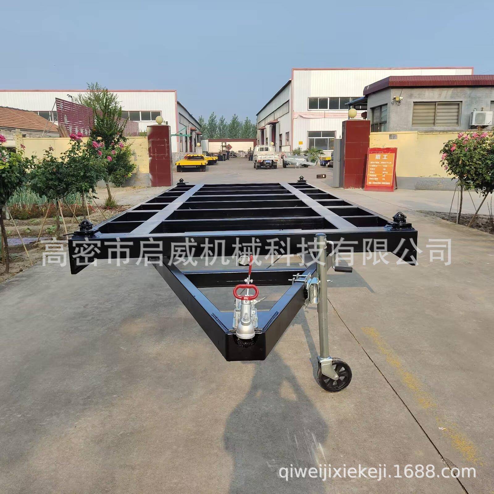 2.5吨木屋底盘平板拖车6120*240移动房车底盘牵引式框架拖车