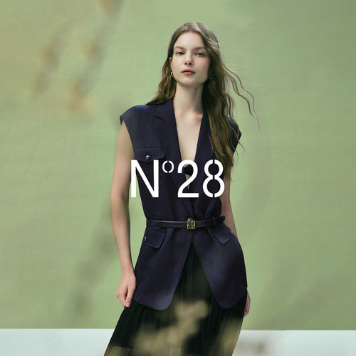 N°28【呼呼专享】西装领无袖收腰工装马甲女夏886231B656