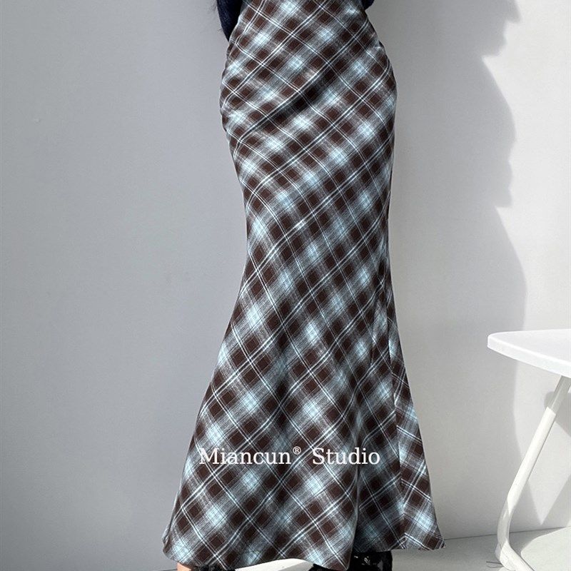 2024春秋新款复古格纹鱼尾裙女中长裙女显瘦修身高腰气质半身裙,女装/女士精品,半身裙,淘宝优惠券,粉丝福利购,淘宝优惠卷