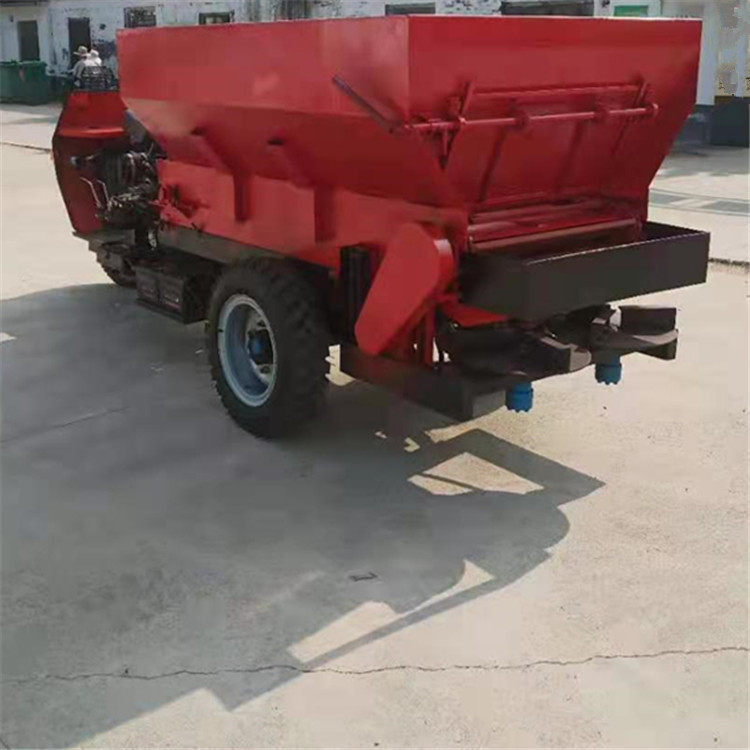 农田撒肥车干湿两用大棚5方肥料抛洒机全自动柴油机动三轮撒粪车