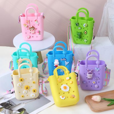 防水沙滩果冻包女2024新款DIY洞洞手提斜挎手机包迷你小包学生党