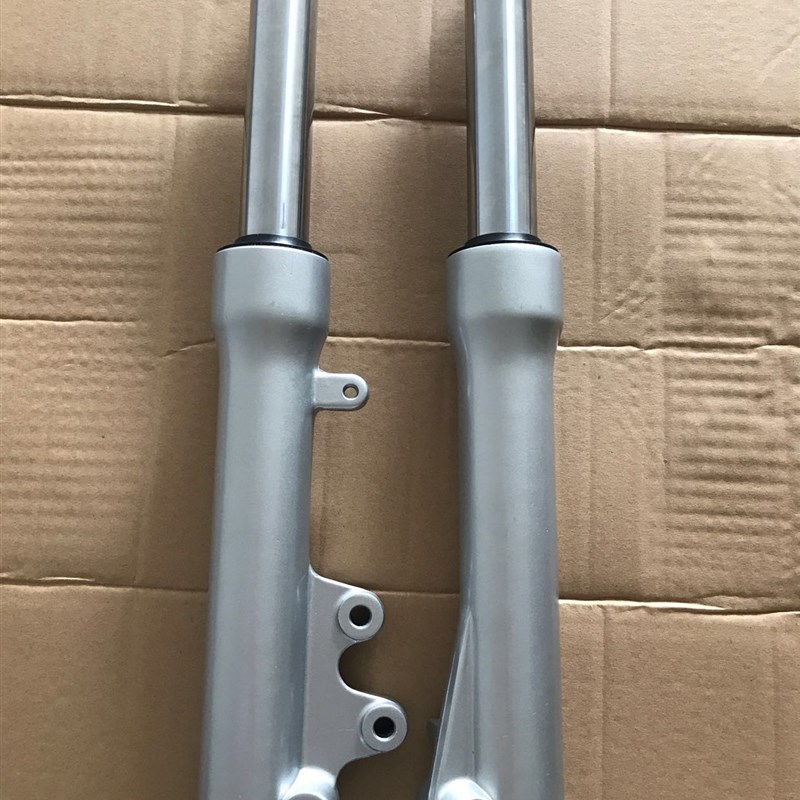轻骑铃木摩托车UU125T前减震前减震总成前避震组合减震器前叉总成图片