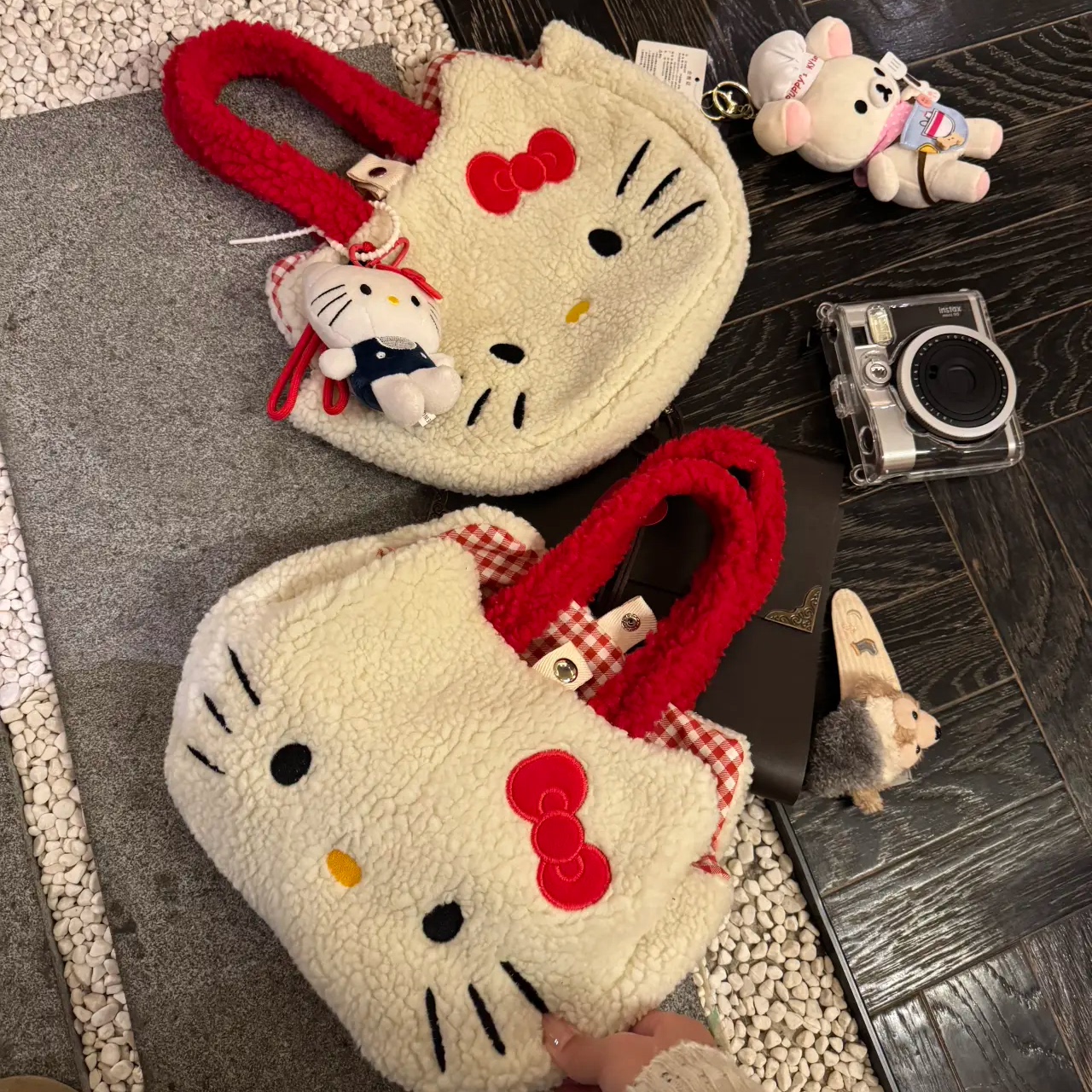 日系KT猫刺绣毛绒小方包