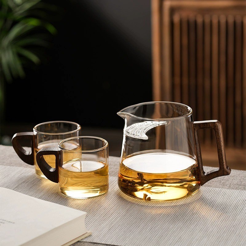 耐高温月牙过滤一体公道杯家用玻璃茶具分茶高档木把绿茶壶泡茶器