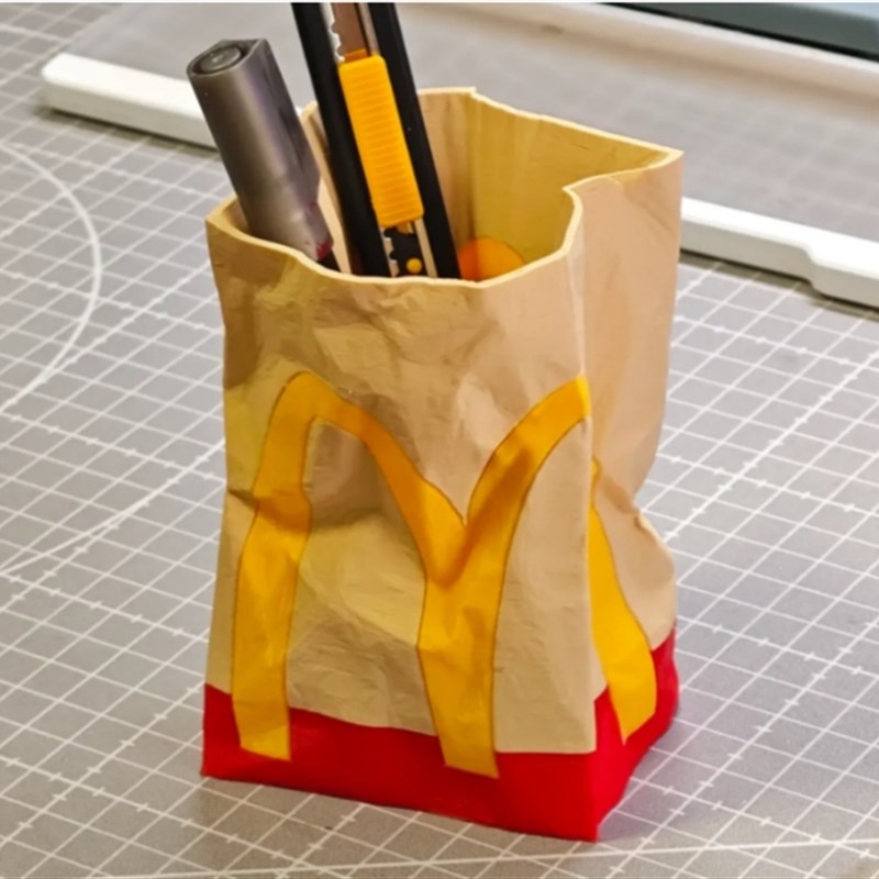 麦当劳纸袋形笔架创意文具创意笔架笔架礼品