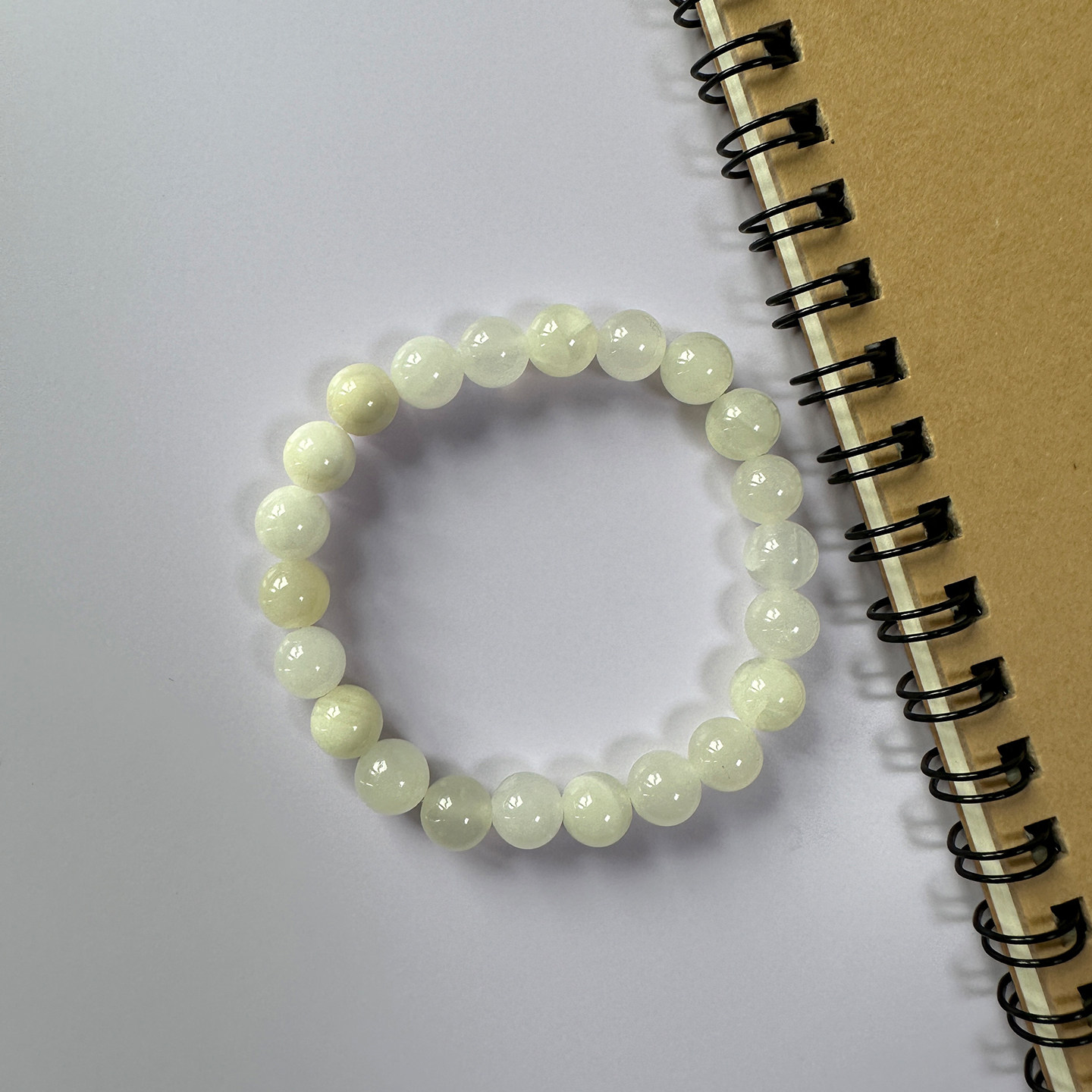 女士阿富汗花玉手串透明色白色珠子手串天然玉石玉髓清新甜美手链