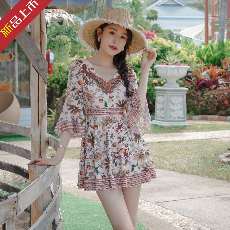 泳衣女大码连体裙式保守游泳衣胖mm遮肚200斤宽松显瘦泡温泉泳装