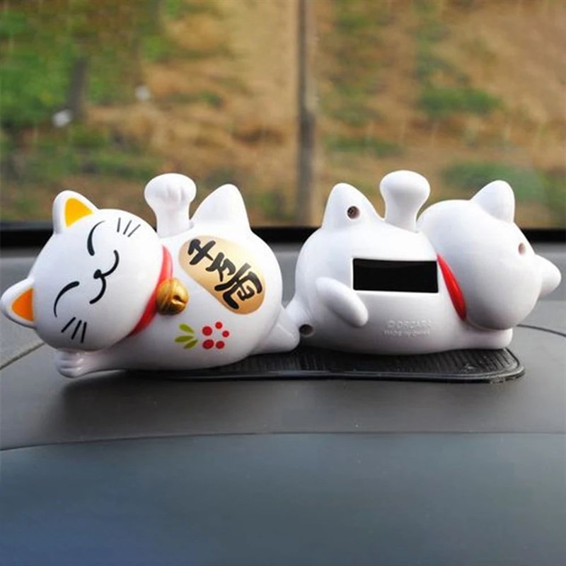 Solar Powered Chinese Lucky Waving Cat Beckoning Maneki Nek