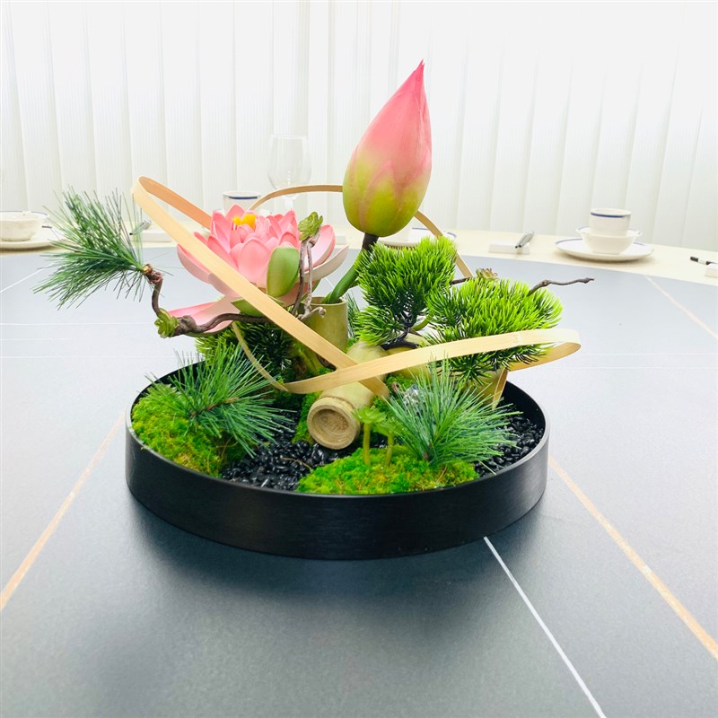 餐桌中间摆花桌摆转盘摆件圆桌芯装饰盆景高档酒店包厢桌面餐桌花