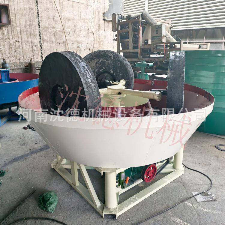 非洲岩金矿湿碾机三轮全自动混汞淘金碾碎机加工金矿用的水碾子