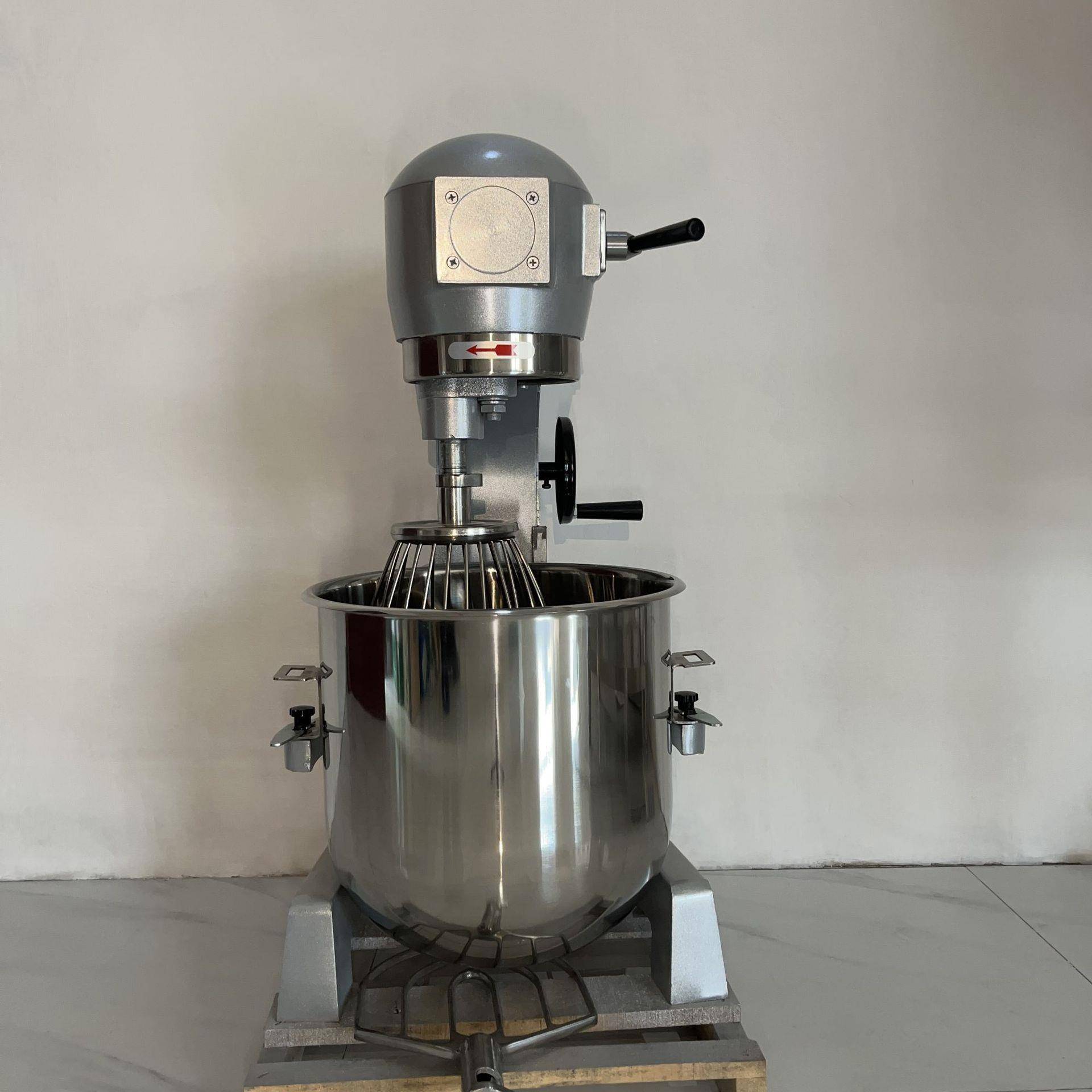 商用全自动B30搅拌机打蛋机大型拌馅料理机奶油打发机鲜奶机