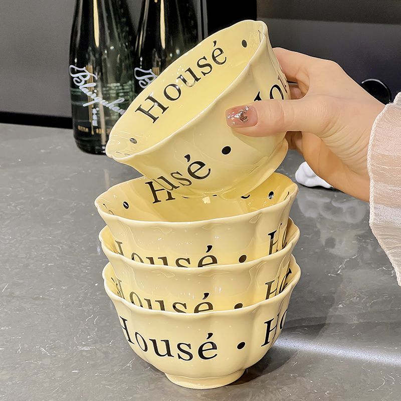 网红陶瓷碗碟套装家用2人情侣餐具碗盘碗筷吃饭碗盘子汤碗组合