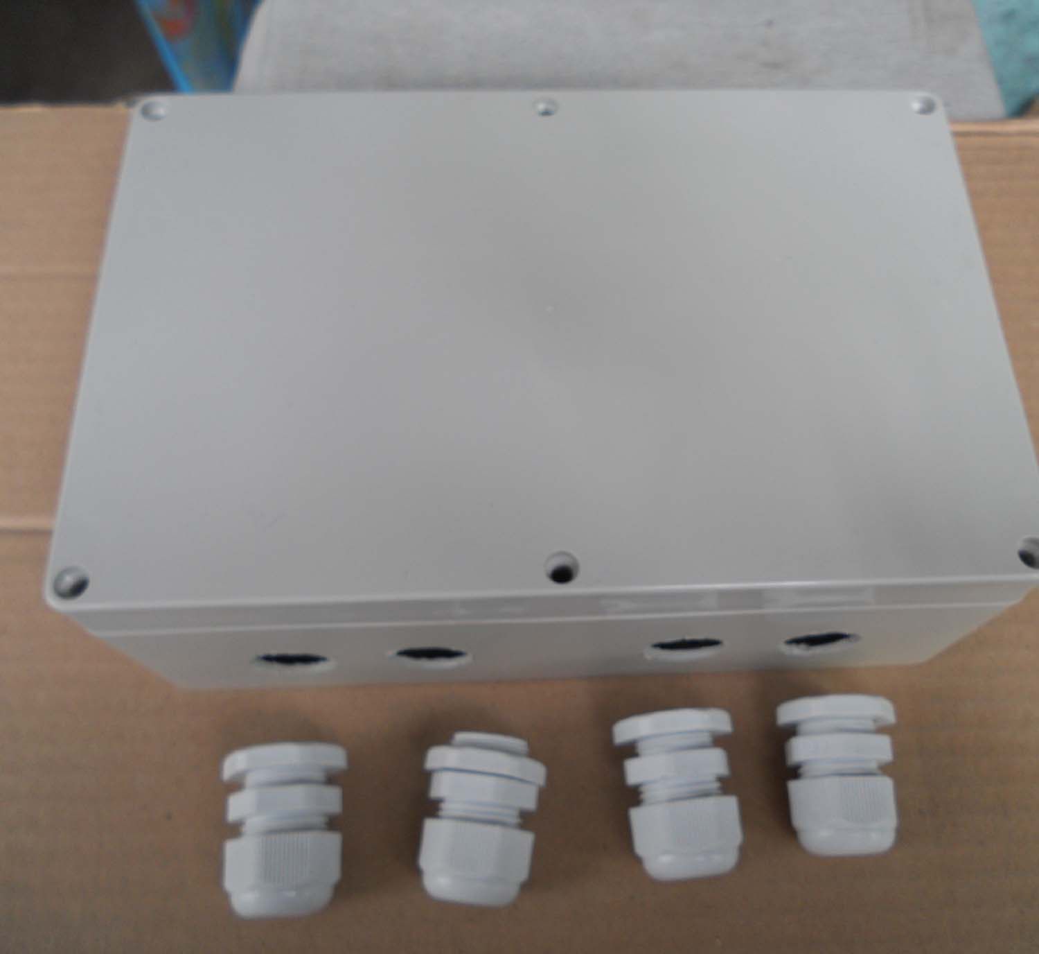 **四孔防水盒交换机设备箱外壳监控电源盒塑料防雨罩盒子,电子/电工,监控器材配件,淘宝优惠券,粉丝福利购,淘宝优惠卷