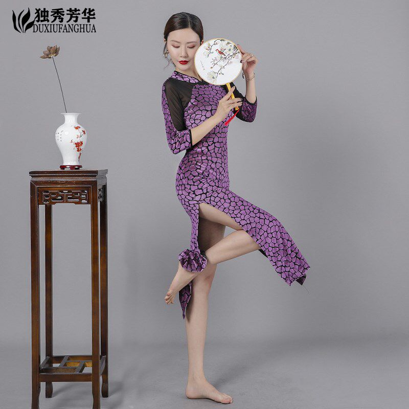 中国风古典舞旗袍舞蹈练功服中长款性感表演服装丝绒改良旗袍秋冬