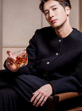 王嘉尔明星同款黑色小香风外套毛呢秋冬高级感黑色休闲韩版夹克潮