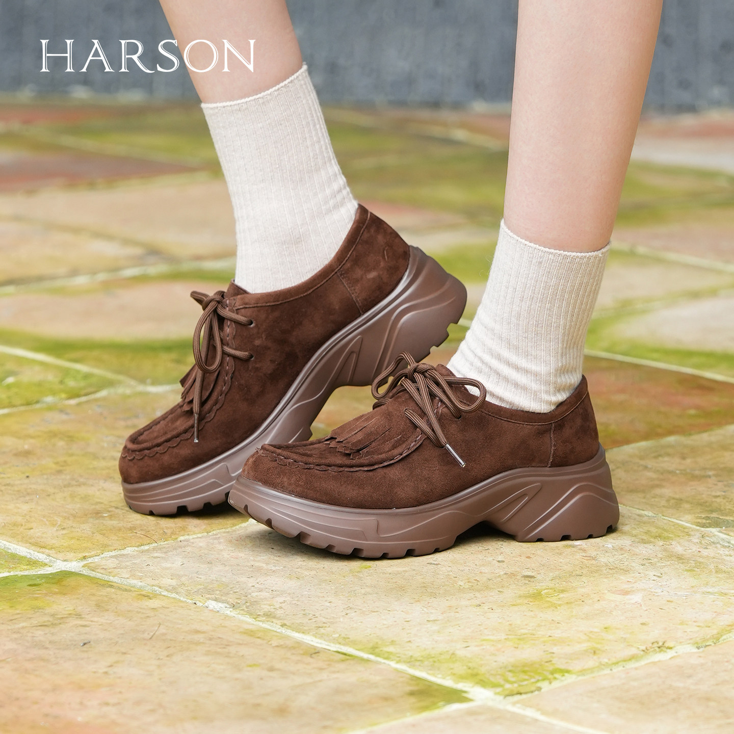 哈森时尚美拉德袋鼠鞋女圆头厚底增高精致流苏休闲鞋HWL25014