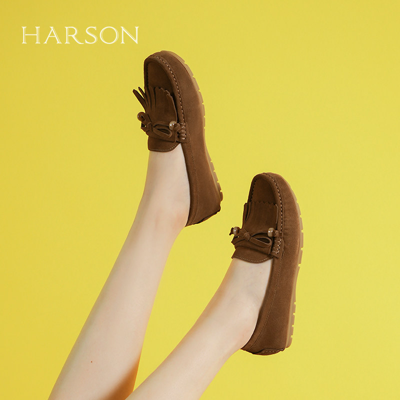 哈森新款时尚流苏豆豆鞋女平底舒适简约百搭乐福鞋HL257406