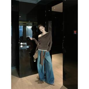 Eve T恤假两件设计感显瘦羊毛上衣女秋 Store挂脖一字漏肩撞色长袖