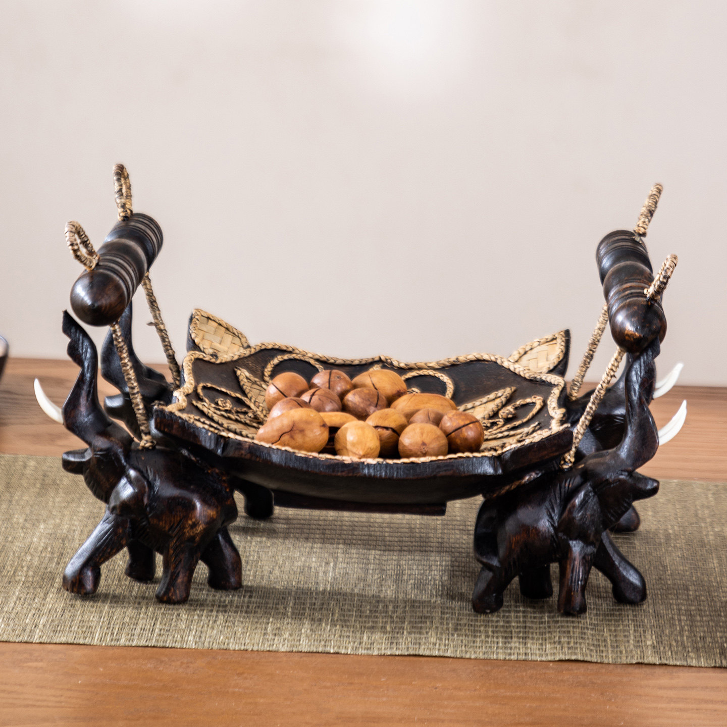 泰国实木大象果盘家用客厅茶几零食水果瓜子干果盘复古装饰品摆件