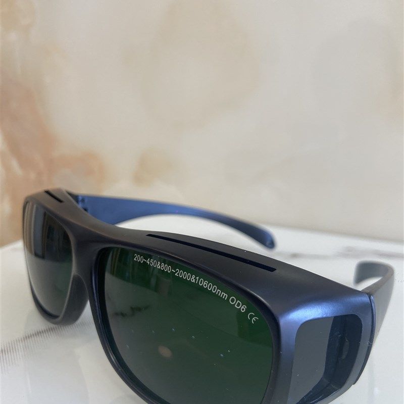 焊接打字切割机雕刻紫外线355电焊护目镜1064nm光纤激光护目镜,居家日用,护目镜,淘宝优惠券,粉丝福利购,淘宝优惠卷