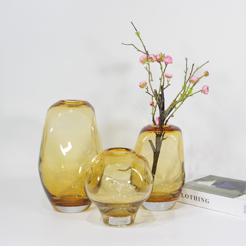 北欧轻奢琥珀色玻璃花瓶异形透明插花水培家居卧室餐桌简约装饰品
