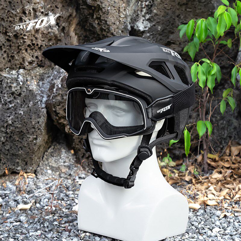 BAT FOX骑行头盔自行车头盔男公路车山地车单车半盔一体成型装备