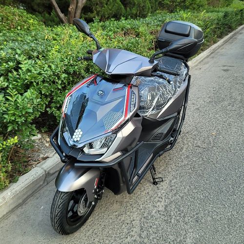 钱江鸿150RS两轮家用代步踏板燃油二轮摩托车全新国四电喷可上牌