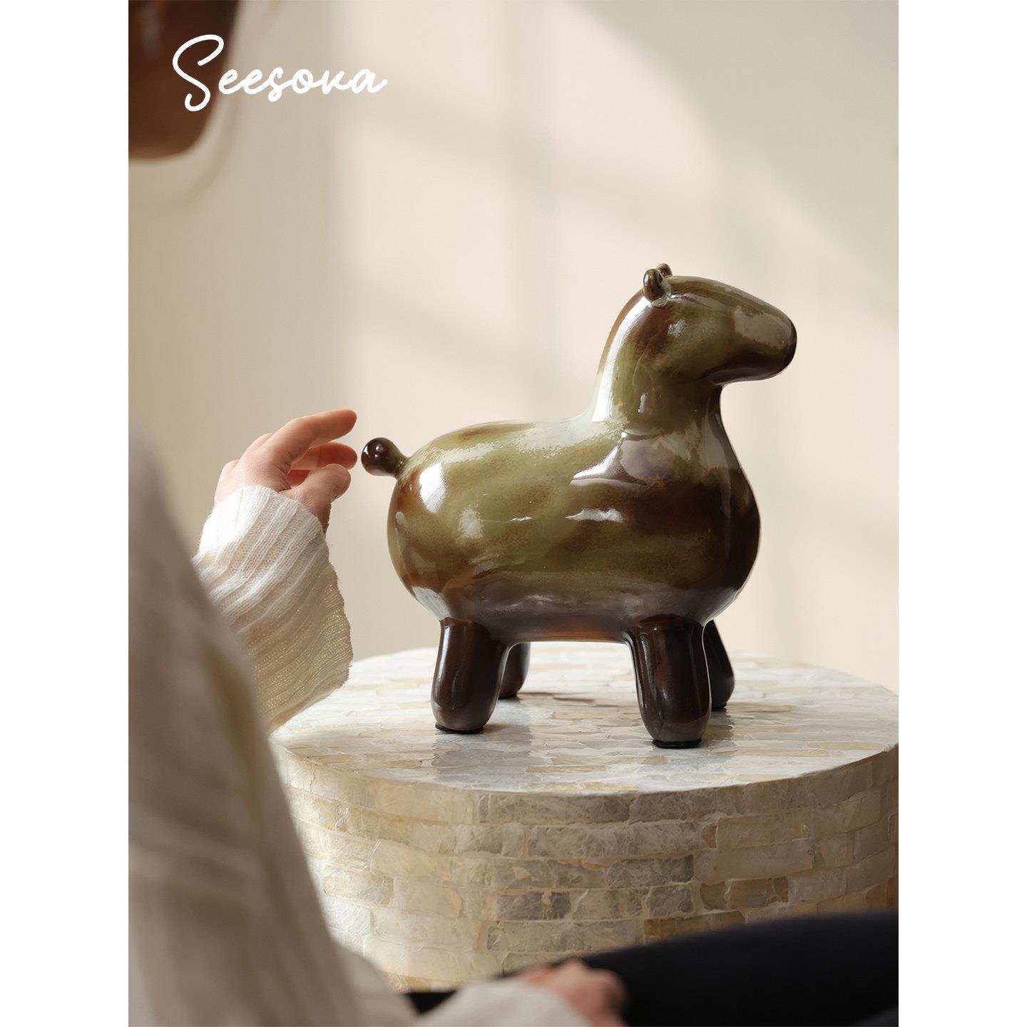 Seesova 简约现代艺术感景德镇陶瓷马摆件客厅玄关桌面高级装饰品