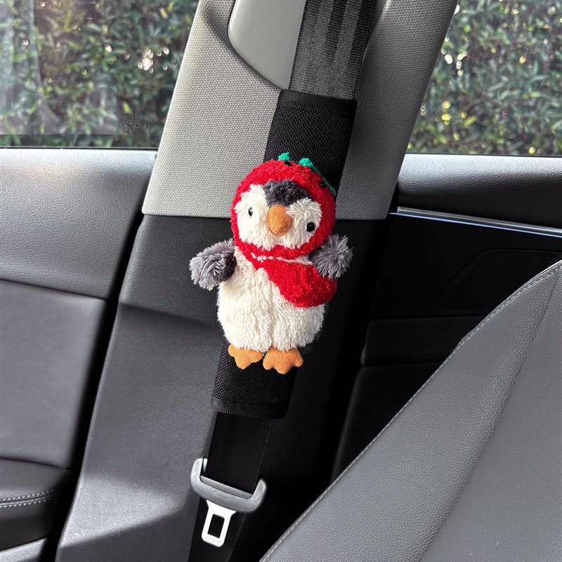 创意帽子企鹅汽车安全带护肩套保护套防勒脖车载毛绒公仔高级感女
