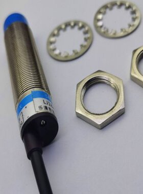 M18超远距离30MM可调电感式接近开关18M-25PA三线PNP常开DC12V24V
