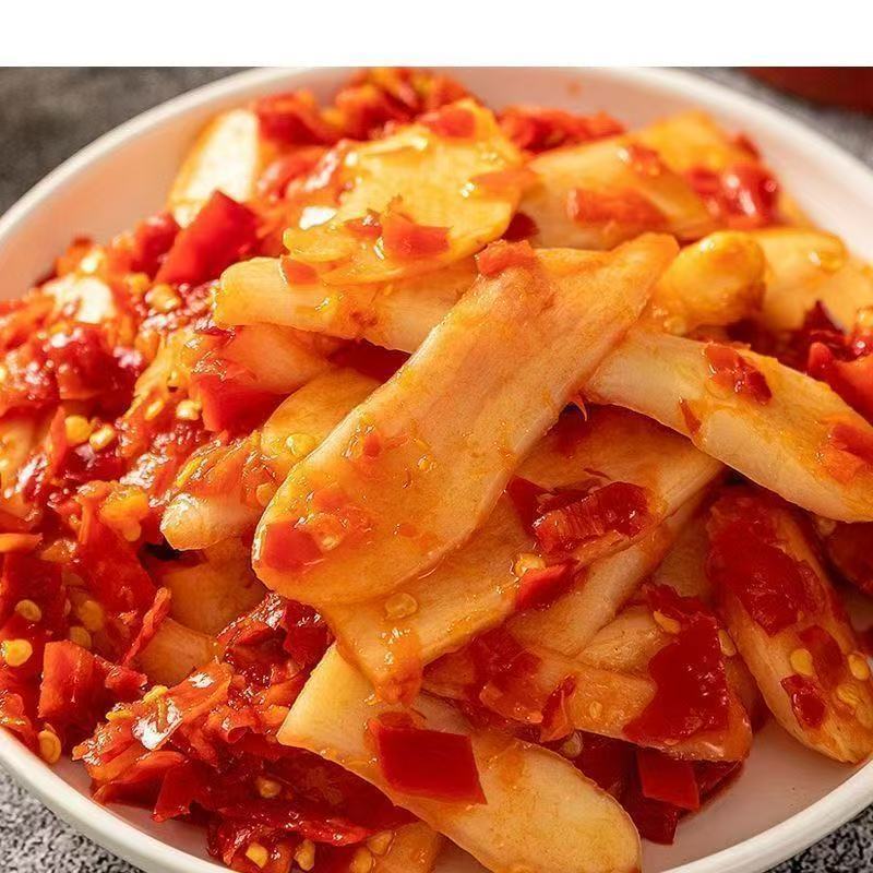 农家风味剁椒姜片鲜辣可口嫩姜腌制解腻开味配饭下酒即食酱菜直销