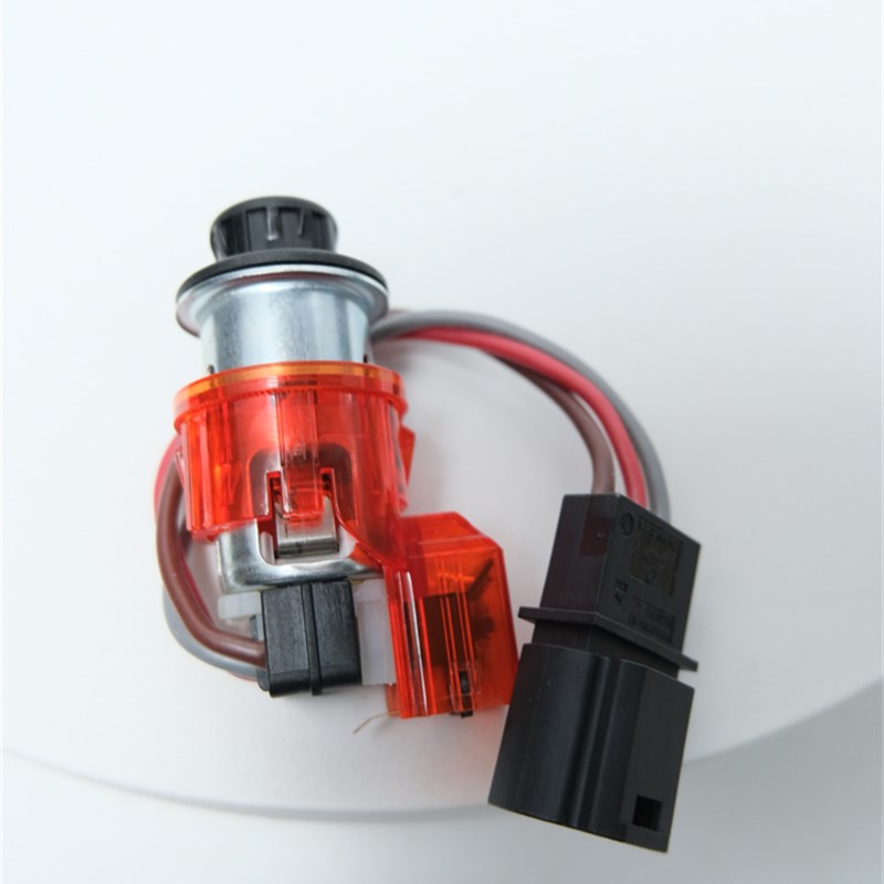 适配05-22款A4LA6LQ5前后排点烟器底座总P成车载充电器插口109