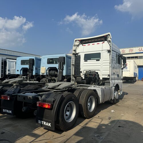 重汽汕德卡牵引车头出售 后八轮拖拉机拖车头 371马力重型卡车