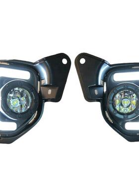 适用于Toyotahiace14-18丰田海狮C型日行灯改装LED转向配件雾灯