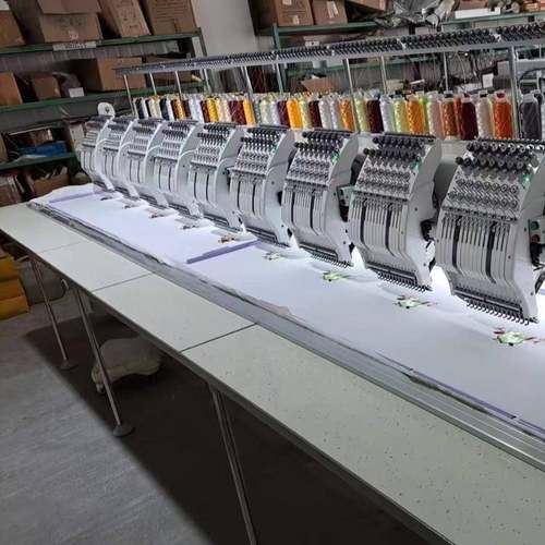 10头电脑绣花机15针成衣帽子个性化多头刺绣机高速10头电脑绣花