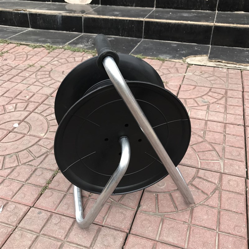 人气电缆线黑色绕线盘卷线盘阻燃塑料绝缘线空盘电线轴盘线器
