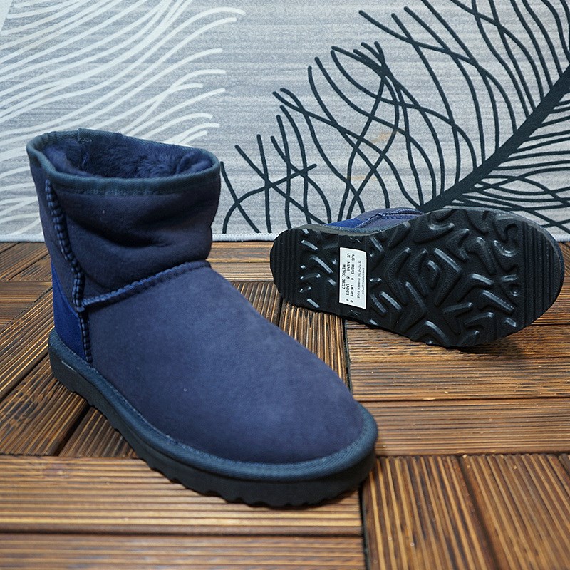 60-2瑕疵处理 真皮羊皮毛一体雪地靴 经典款 套筒短筒靴