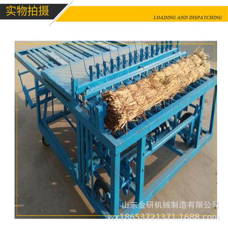 多功能畜牧棚保温草帘机防断线耐用稻草编织机蔬菜运输防冻草被机
