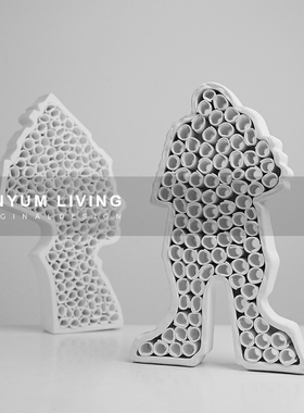 抽象镂空书卷人g物艺术摆件样品屋展示中心样板间书房博古架简约