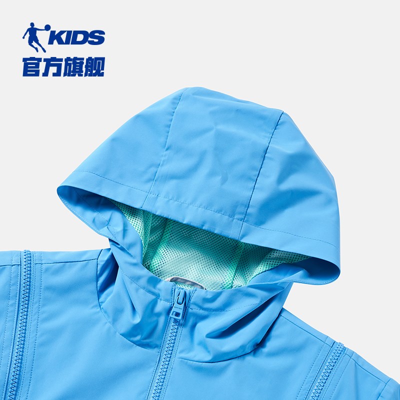 商场中国儿童户外服男童外套春秋2024P新款中大童满印风衣