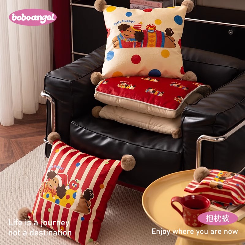 圣诞新年红色抱枕被子两用加厚枕头被空调折叠.毯子二合一