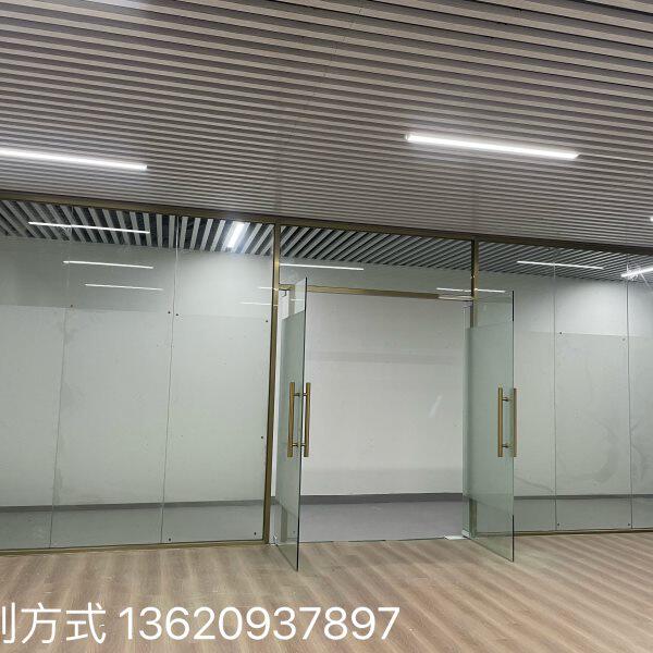 定做办公室店铺玻璃门 玻璃隔断  不锈钢门套包边 安装密码锁