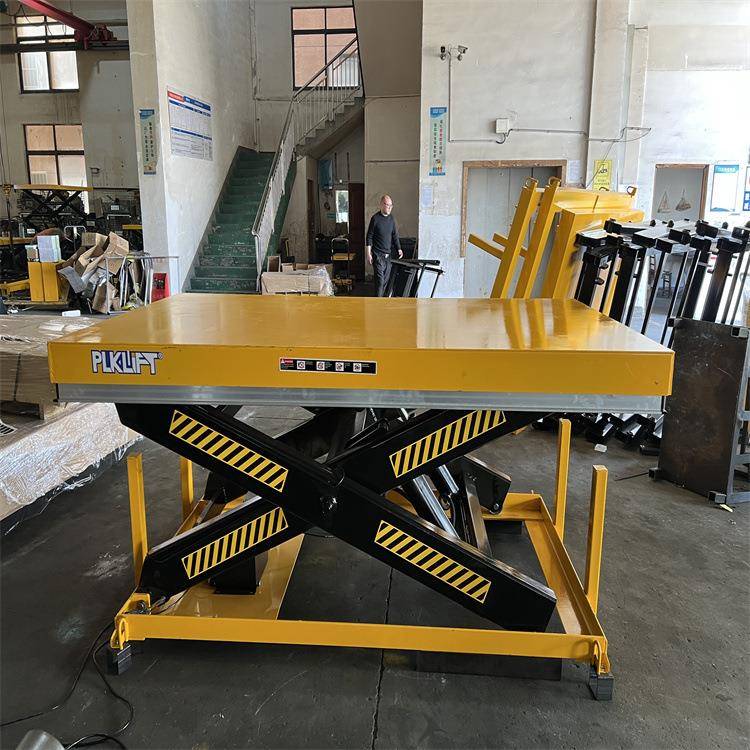 电动升降平台仓储升降机液压升降台上下运输货物稳定升降车