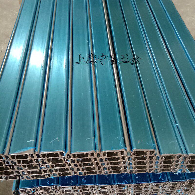 型不锈钢C型e钢304冲孔槽钢太阳能光伏支架管道桥架横担41*21导轨