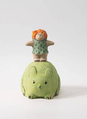 现代简约样板间儿童房绿色卡通人物摆件雕塑桌面家居装饰品饰品