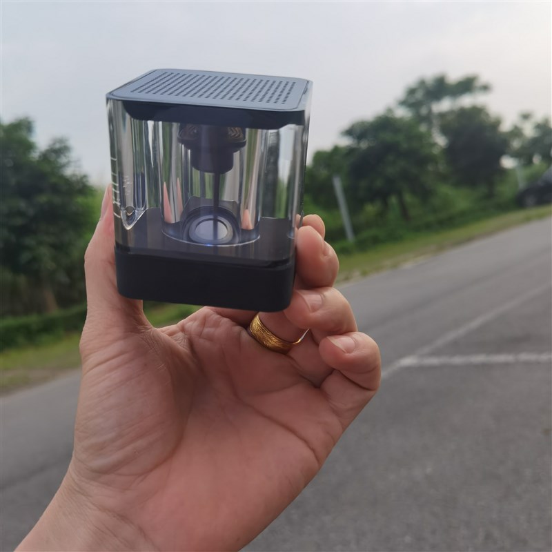 外贸原328一个 户外无线低音炮氛围灯魔方便携扬声器蓝牙音响