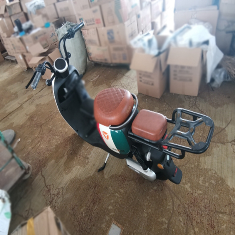 雅迪DQ6后尾架后货架TDT1299Z电瓶车儿童座椅尾箱支架尾箱架 双撑