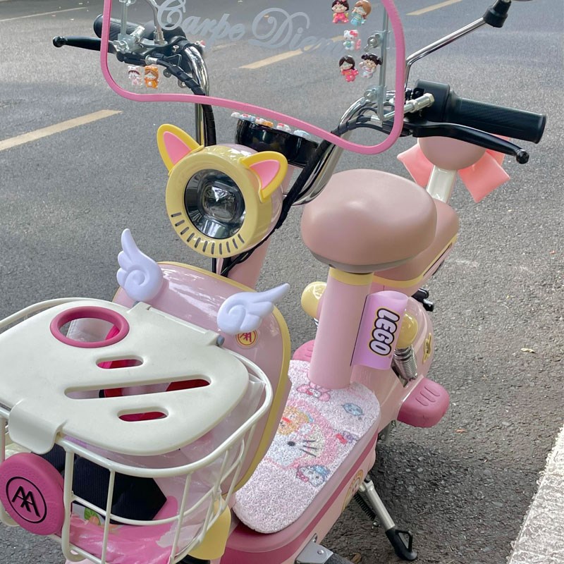 雅迪电动车装饰小配件可爱耳朵小翅膀贴纸摆件电瓶车改造用品套装