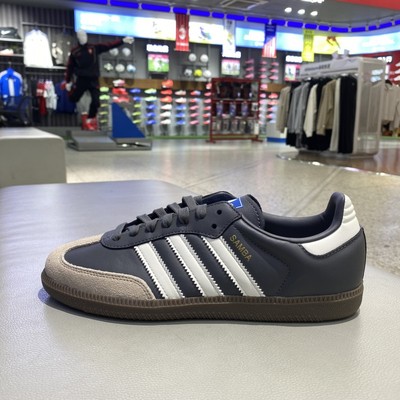 阿迪达斯ADIDAS三叶草男女款板鞋